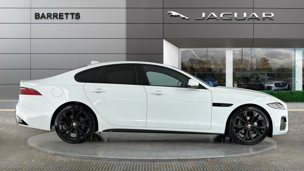 Jaguar XF 2.0 D200 Mhev R-dynamic Se Saloon White #5