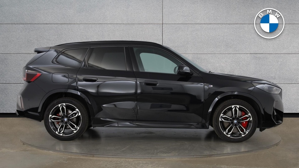 BMW X1 1.5 20I Mht M Sport Suv Hybrid Dct Sdri Black #3
