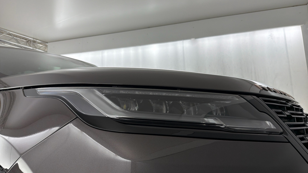 Land Rover Range Rover Velar D200 Dynamic Se White #34