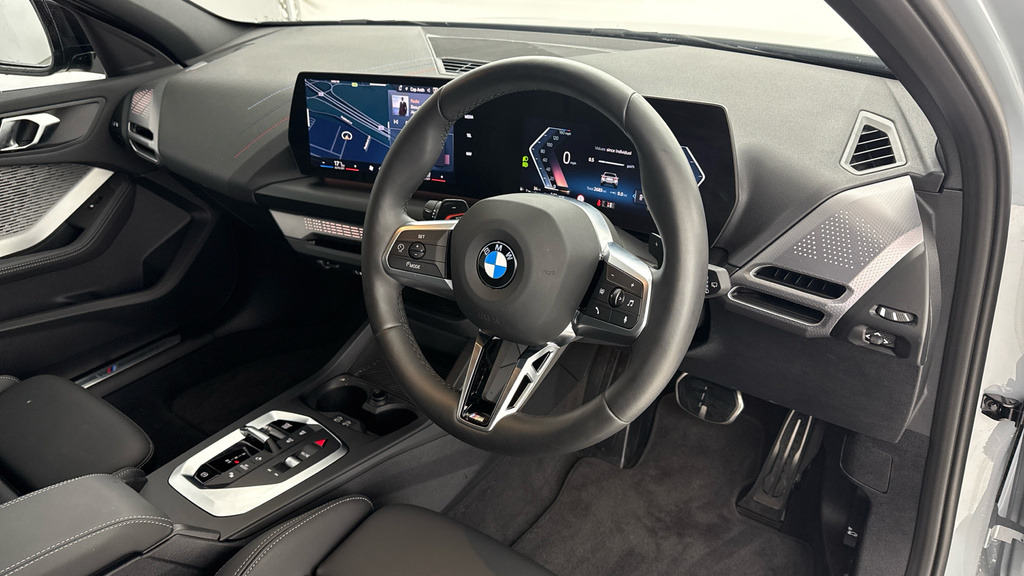 BMW 1 Series 120 M Sport Step Red #6