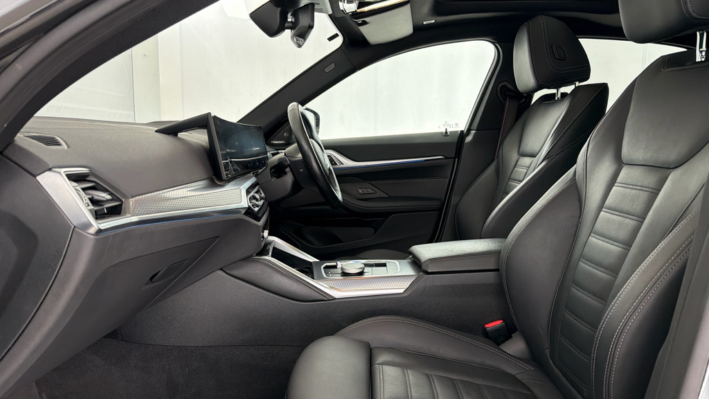 BMW i4 35 70.2Kwh Sport Edrive Green #25