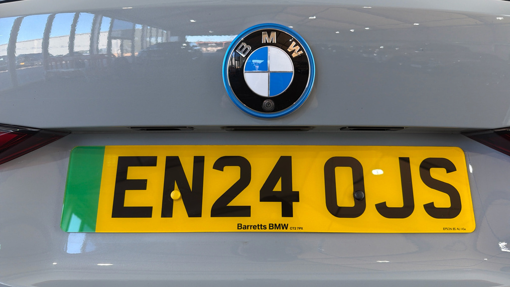 BMW i4 35 70.2Kwh Sport Edrive Green #31