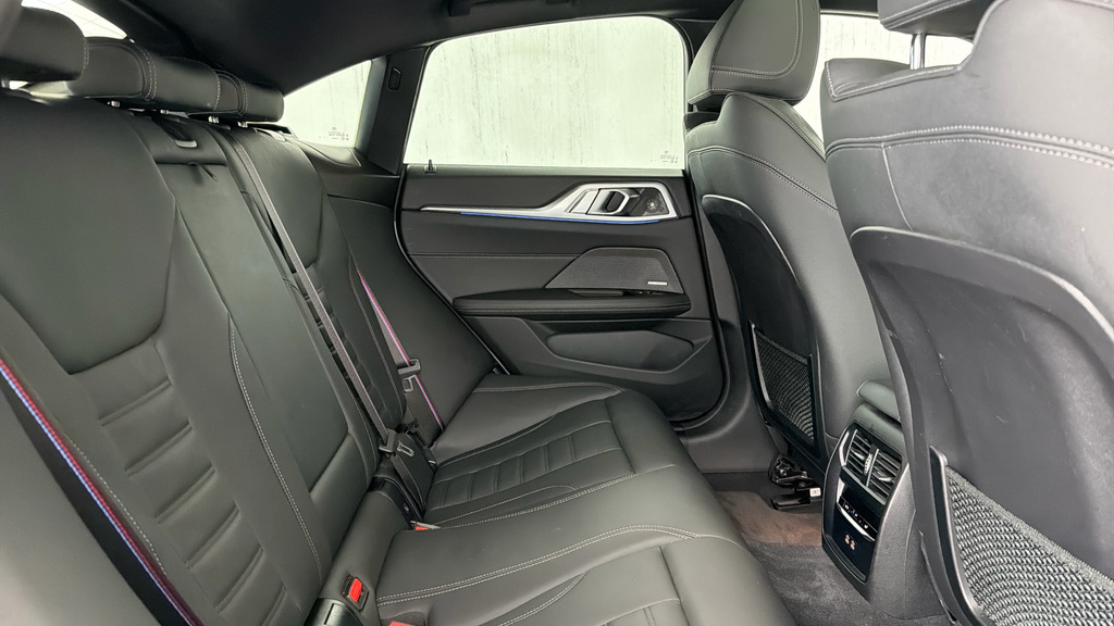 BMW i4 35 70.2Kwh Sport Edrive Green #35