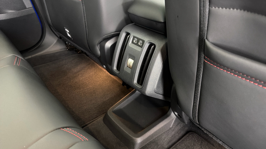 Mini Countryman Electric Black #37