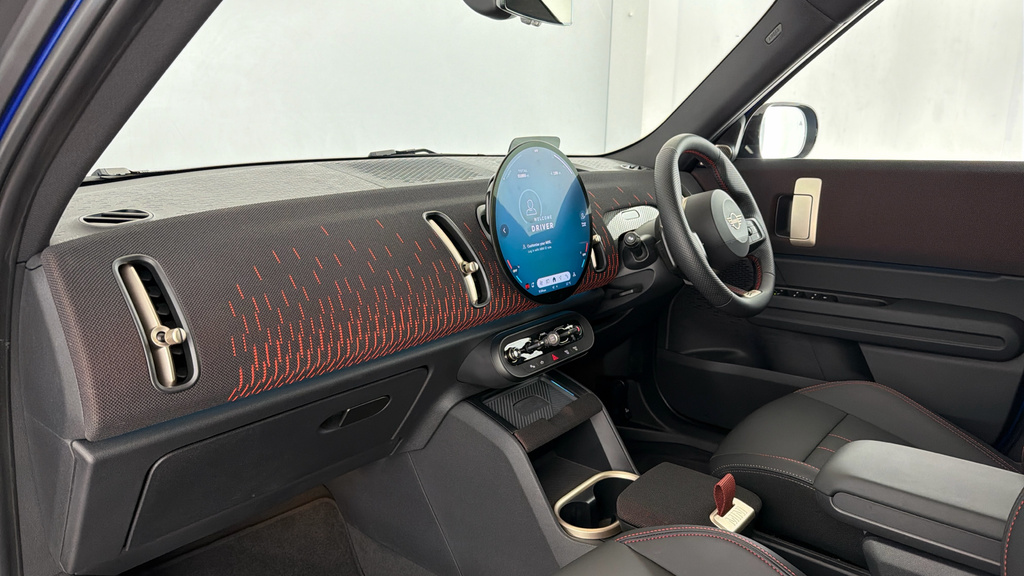 Mini Countryman Electric Black #7