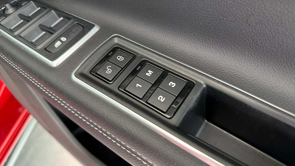 Jaguar XF 2.0 Portfolio 177 Bhp White #28
