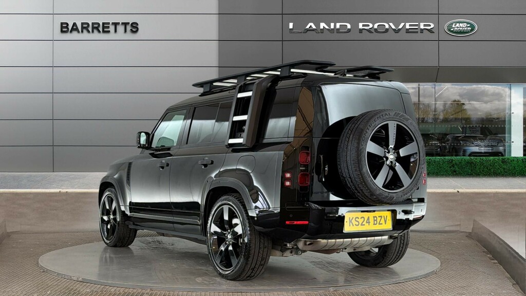 Land Rover Defender 110 2.0 P400e 15.4Kwh X-dynamic Hse Suv Plu Black #2