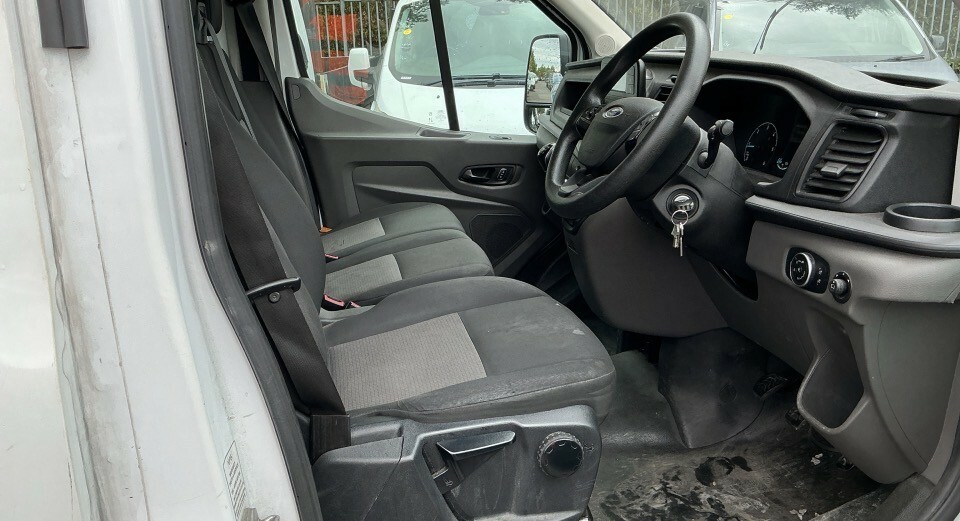 Ford Transit Custom 2.0 Ecoblue 130Ps H3 Trend Van  #2