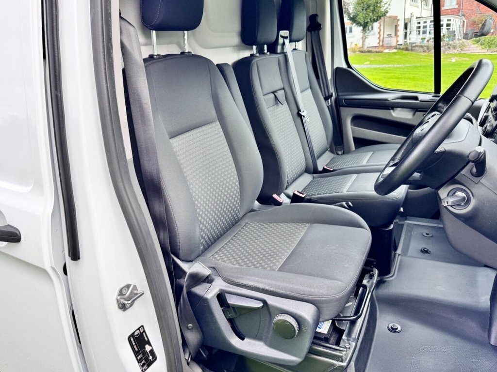 Ford Transit Custom 2.0 Ecoblue 130Ps Low Roof Limited Van Grey #11