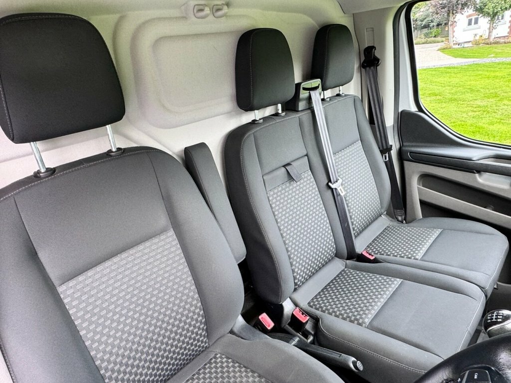 Ford Transit Custom 2.0 Ecoblue 130Ps Low Roof Limited Van Grey #15