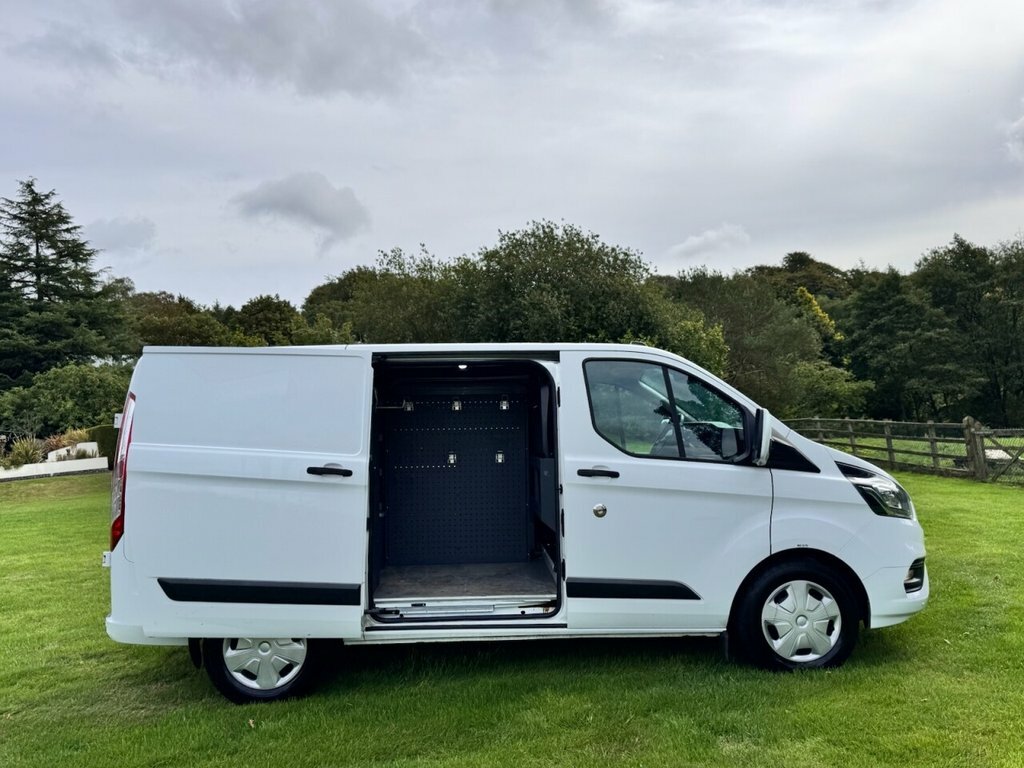 Ford Transit Custom 2.0 Ecoblue 130Ps Low Roof Limited Van Grey #10