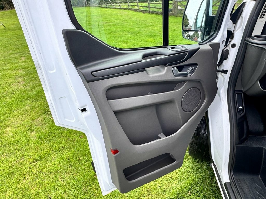 Ford Transit Custom 2.0 Ecoblue 130Ps Low Roof Limited Van Grey #16