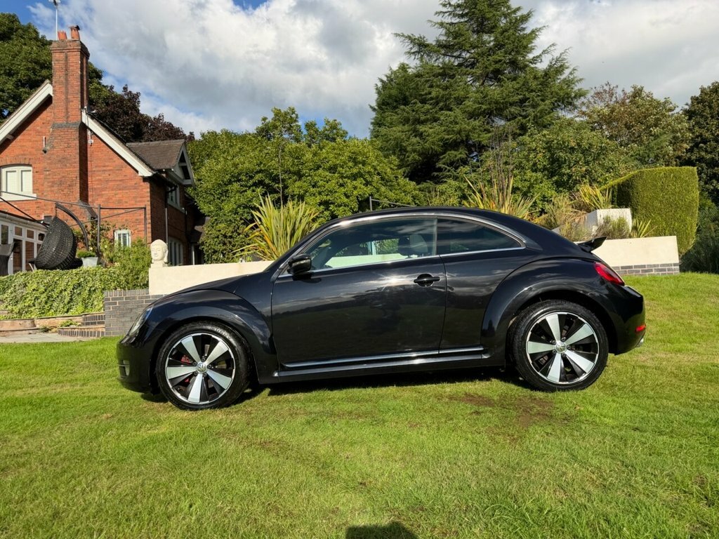 Volkswagen Beetle 2L Sport Black #5