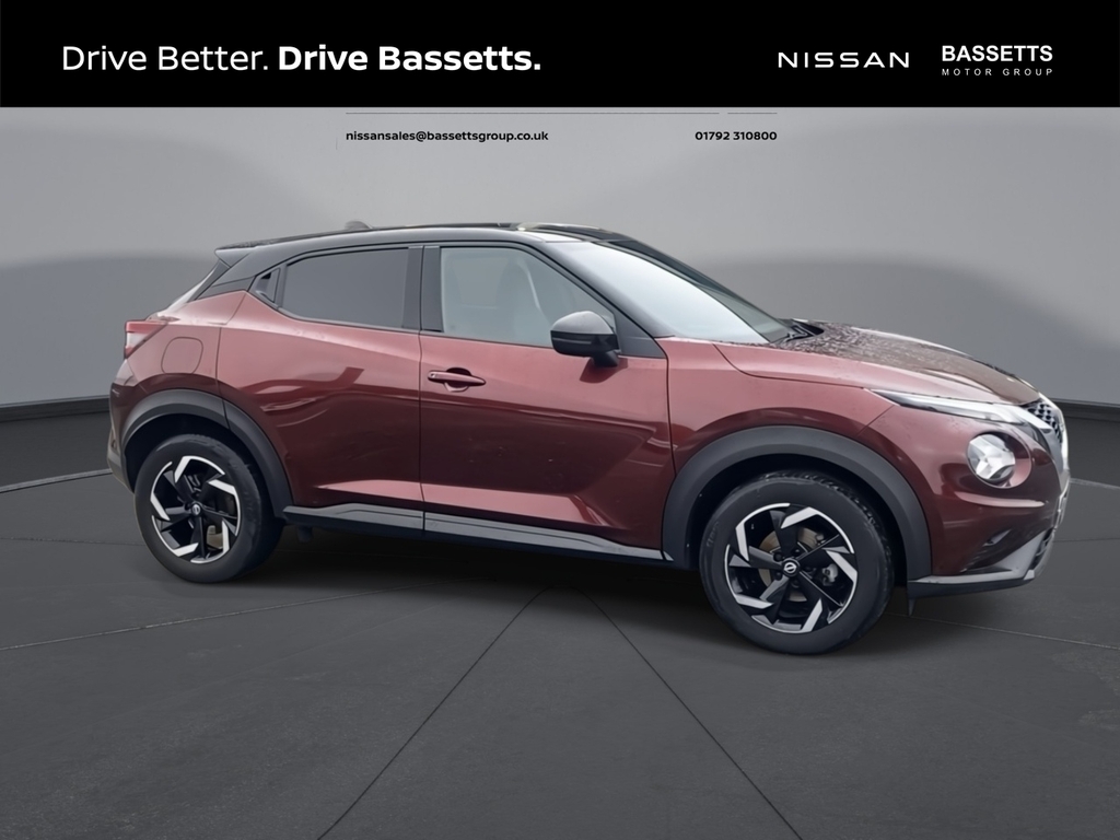 Nissan Juke Dig-t N-connecta CU23WSJ Red #2