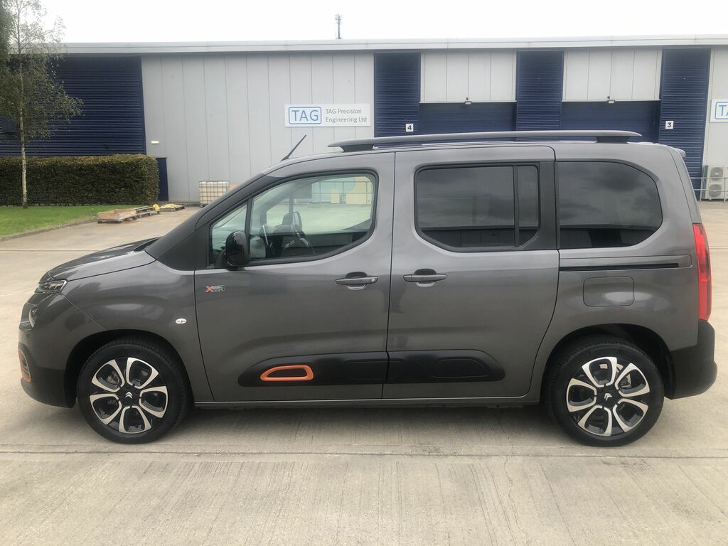 Citroen e-Berlingo Flair Xtr M Grey #4