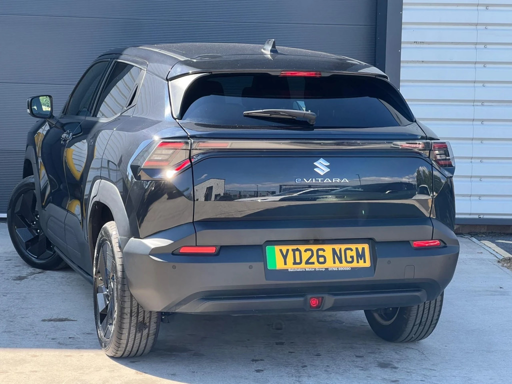 Suzuki Vitara 61Kwh Motion Black #2