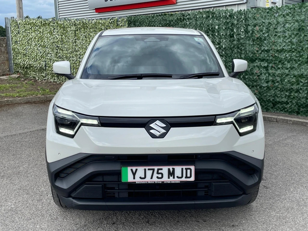 Suzuki Vitara 61Kwh Motion White #3