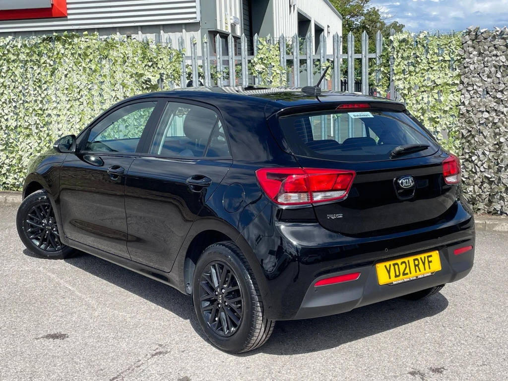 Kia RIO 1.2 2 Euro 6 Ss Black #3