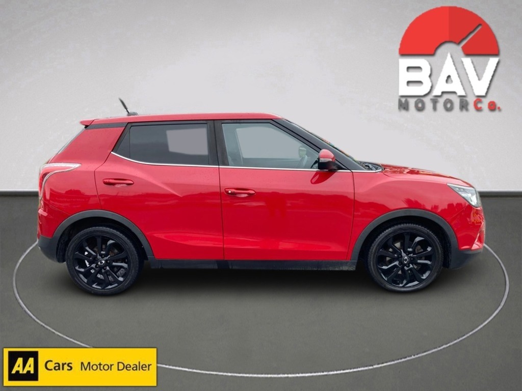 SsangYong Tivoli E-xdi Elx Red #2