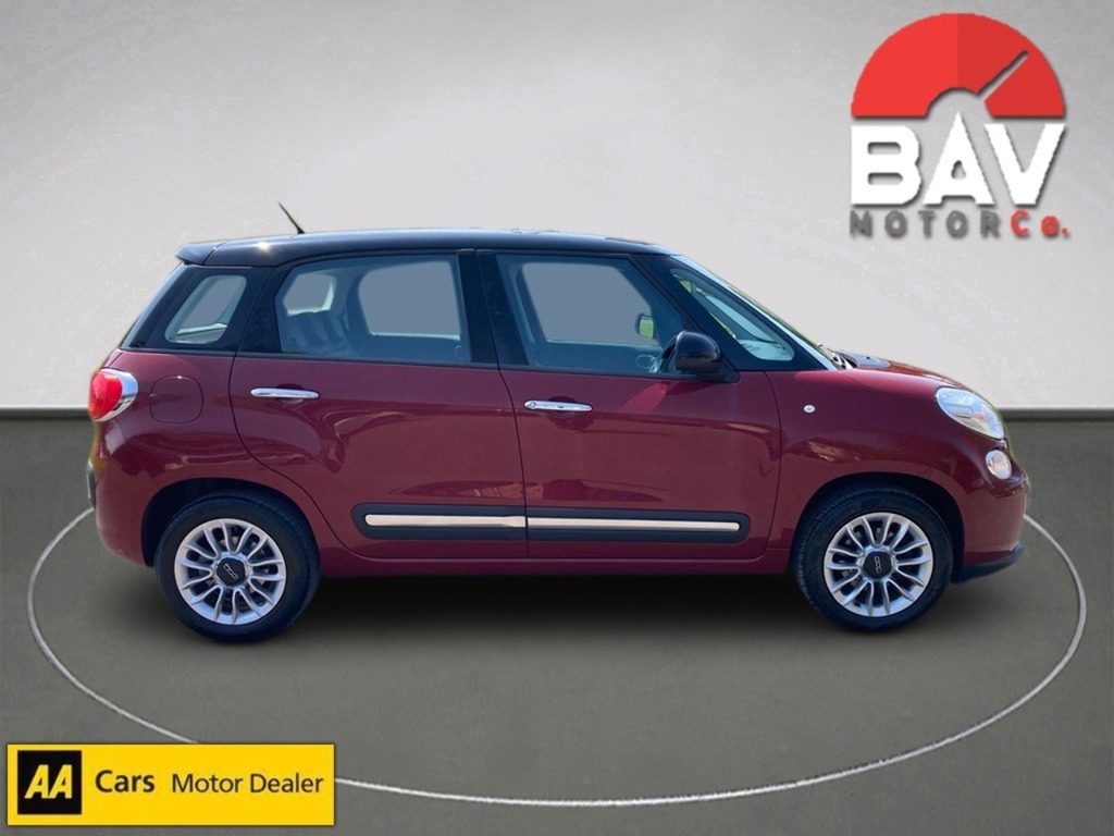 Fiat 500L Multijet Lounge Red #2