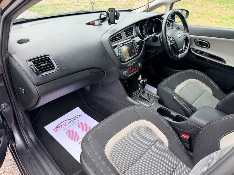 Kia Ceed 1.6 Crdi 2 Hatchback Euro 5 126 B Silver #13