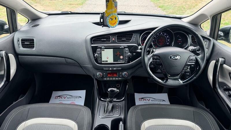 Kia Ceed 1.6 Crdi 2 Hatchback Euro 5 126 B Silver #9