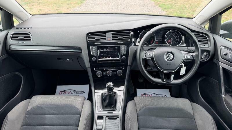 Volkswagen Golf 1.6L S Black #12