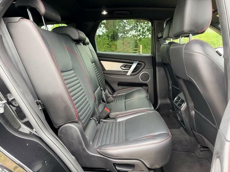 Land Rover Discovery Sport R-dynamic S Plus Black #14