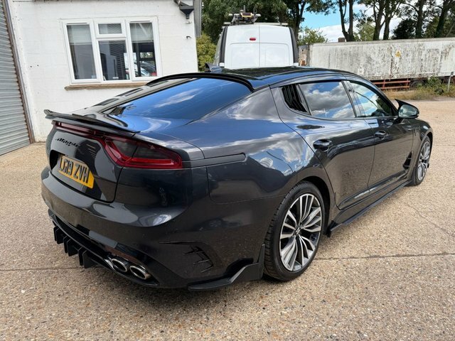 Kia Stinger Gt-line S Red #10