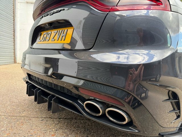 Kia Stinger Gt-line S Red #14