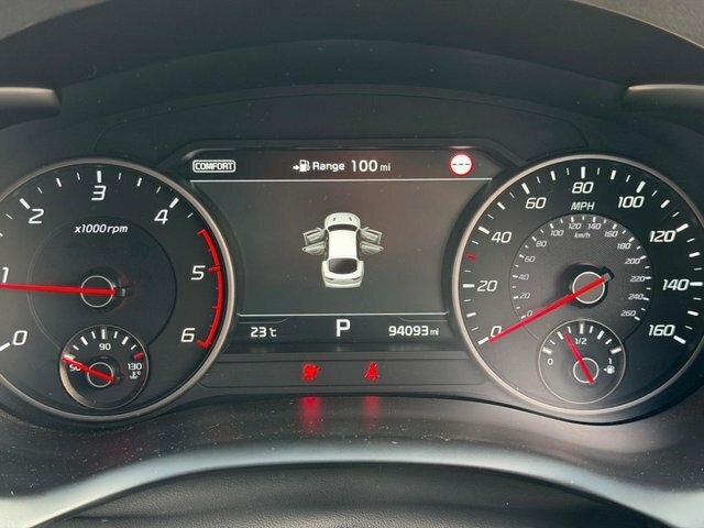 Kia Stinger Gt-line S Red #8