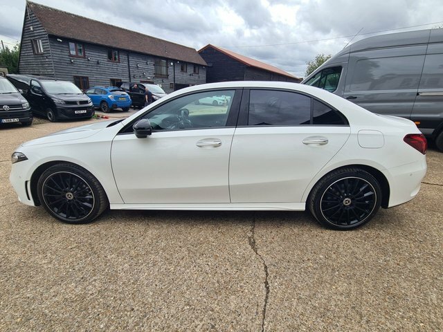 Mercedes-Benz A Class A250e 15.6Kwh Amg Line Black #2