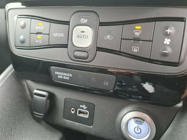 Nissan Leaf 110Kw Tekna 40Kwh #25