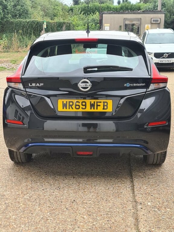 Nissan Leaf Acenta Hatchback Black #6