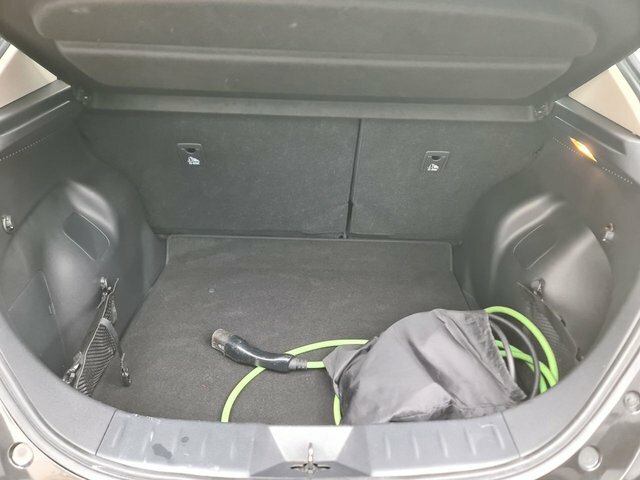 Nissan Leaf Acenta Hatchback Black #5