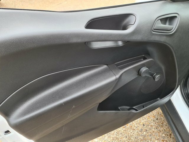 Ford Transit Courier 1.0 Ecoboost Sport Panel Van L1 White #29