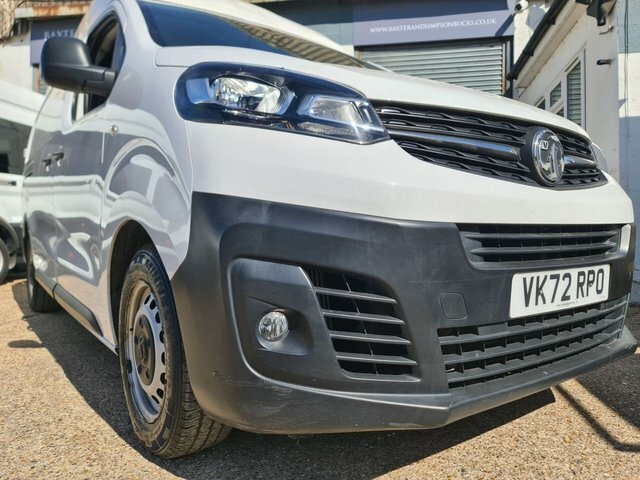 Vauxhall Vivaro Turbo D 2900 Dynamic White #5