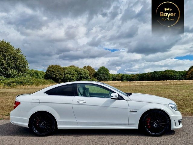 Mercedes-Benz C Class C63 V8 Amg Edition YX64VYE White #2