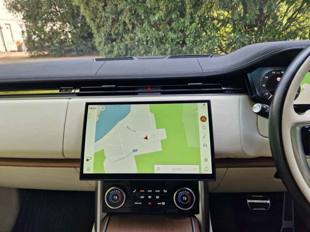 Land Rover Range Rover Automatic Black #42