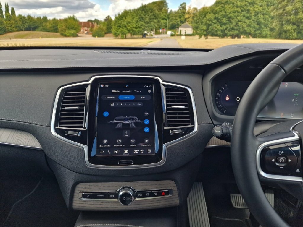 Volvo XC90 Plus Grey #40