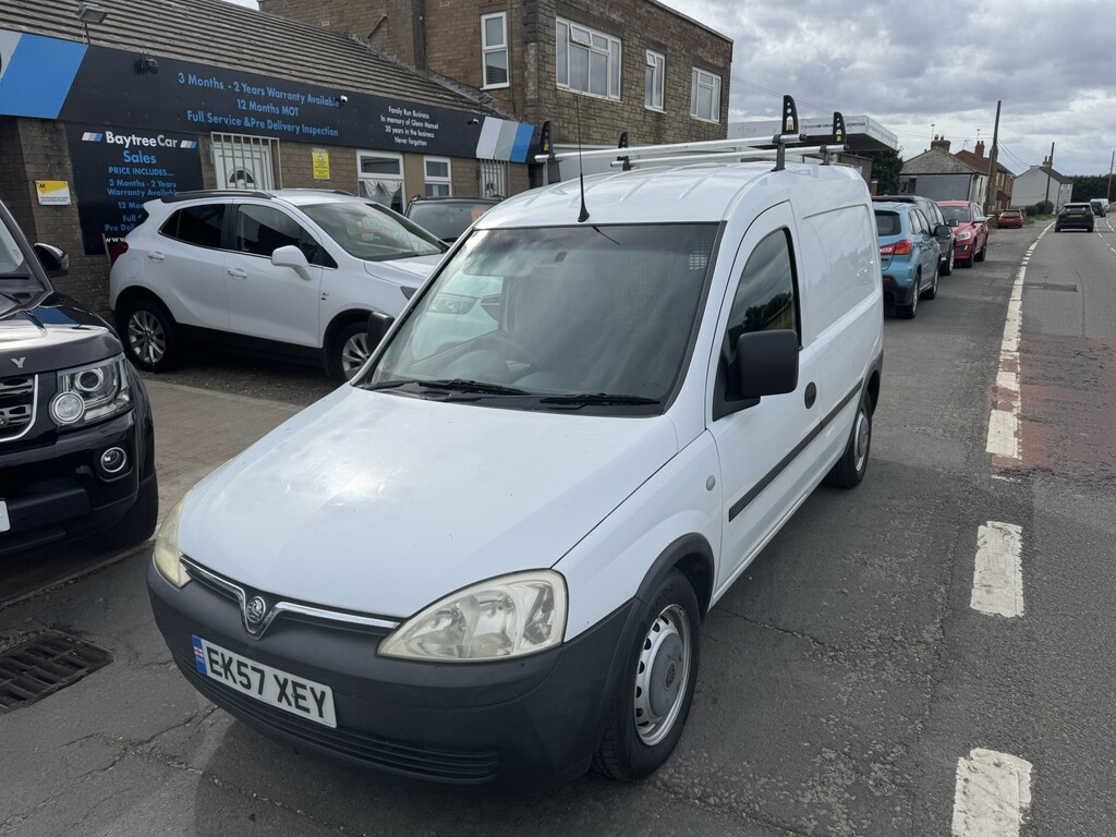 Vauxhall Combo 1.3 Cdti 1700 16V White #2