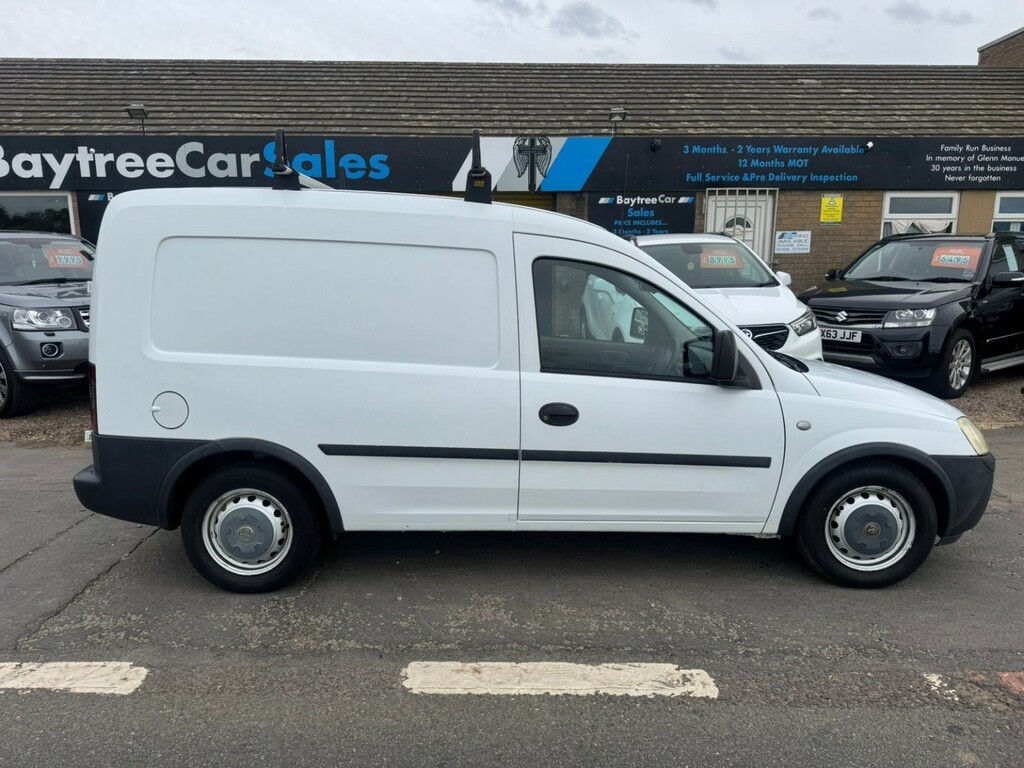 Vauxhall Combo Car Derived Van 1.3 Cdti Crew Cab Van 200707 White #10