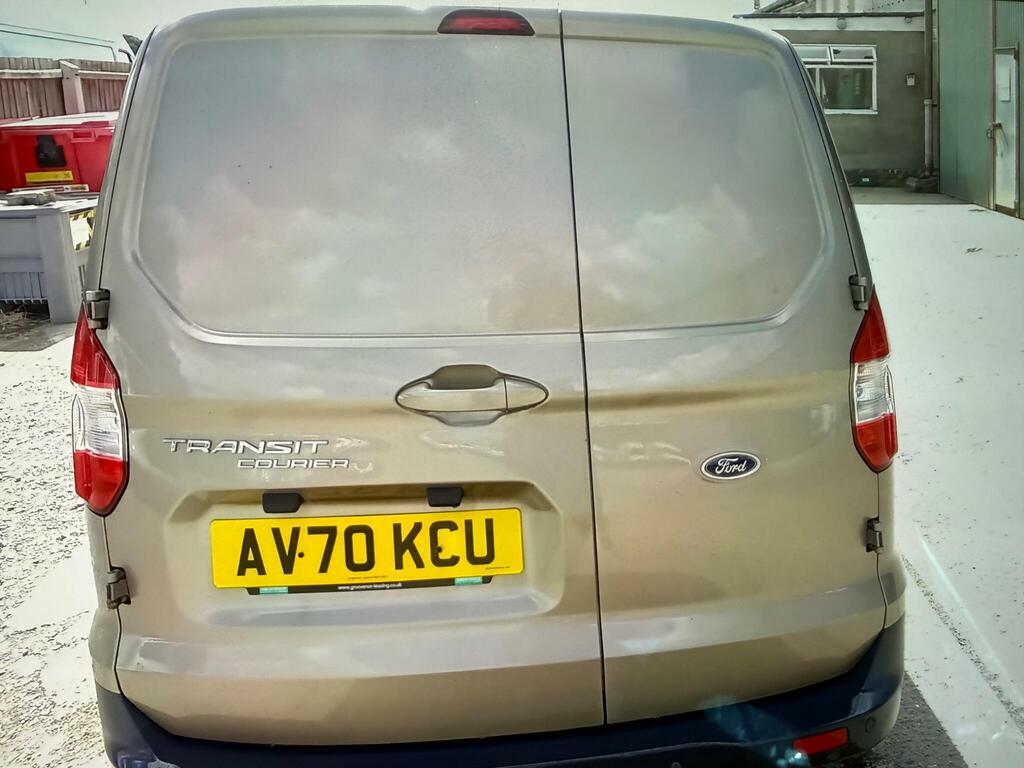 Ford Transit Courier 1.5 Tdci Limited L1 Euro 6 Silver #6