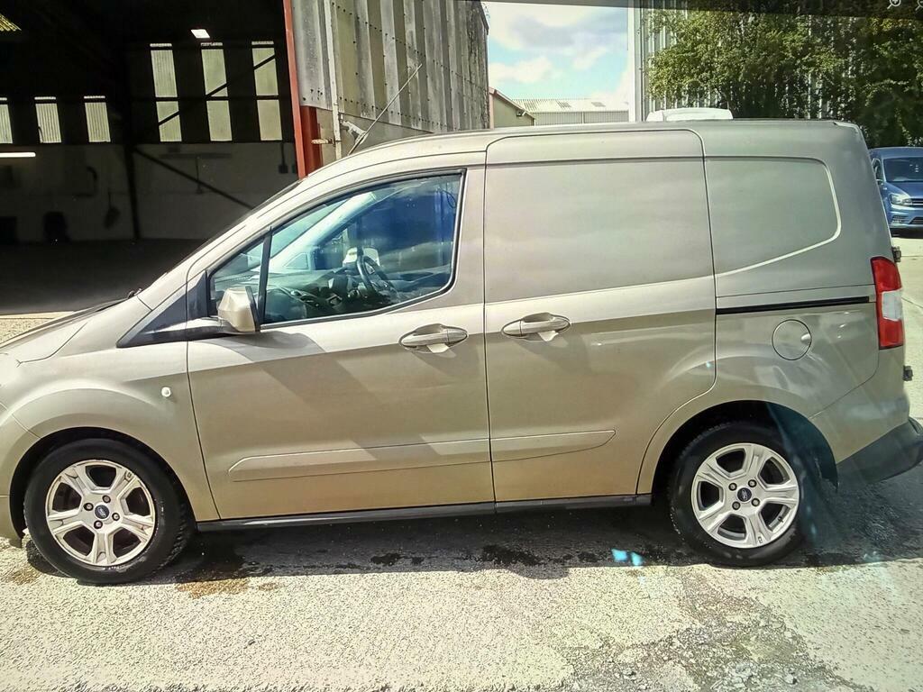 Ford Transit Courier 1.0 Ecoboost Trend Panel Van L1 White #8