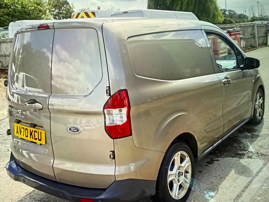 Ford Transit Courier 1.5 Tdci Limited L1 Euro 6 Silver #4