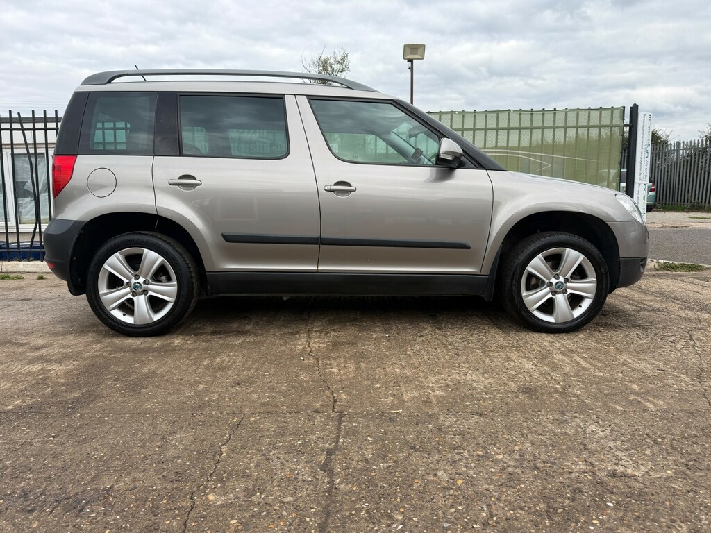 Skoda Yeti 2.0 Tdi Se Beige #2