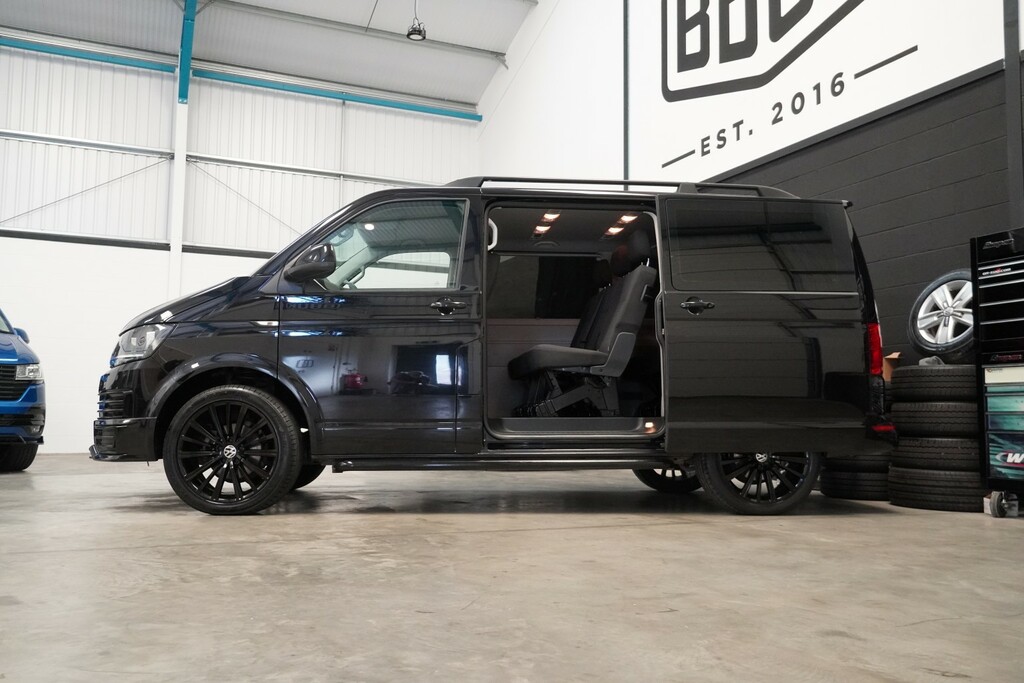Volkswagen Transporter Shuttle 2.0 Tdi Bluemotion Tech S Black #6