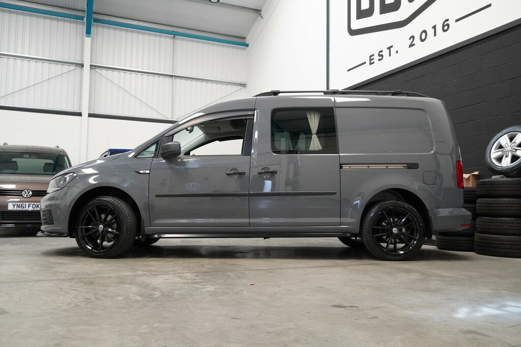 Volkswagen Caddy Maxi Combi Van 2.0 Tdi Maxi Dsg Fwd Window 2017 Silver #9