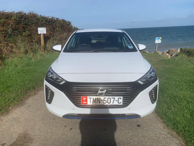 Hyundai Ioniq 1.6 Gdi Plug-in Hybrid Premium Se Dct White #2