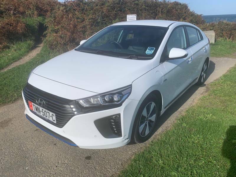 Hyundai Ioniq 1.6 Gdi Plug-in Hybrid Premium Se Dct White #3